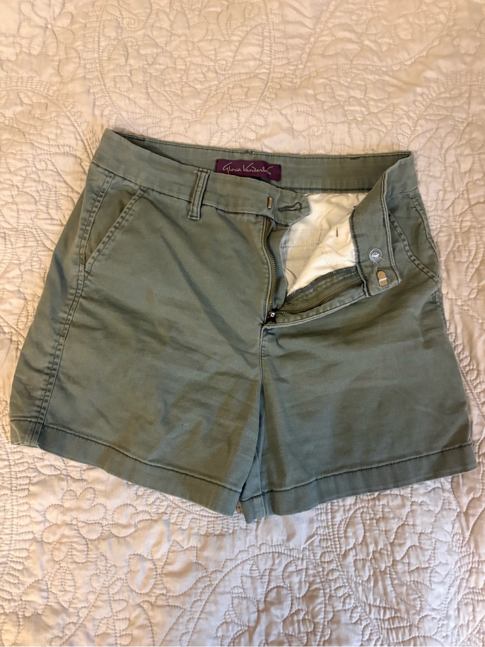 Gloria Vanderbilt Olive Green Cotton Bermuda Shorts